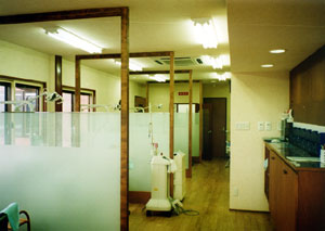 歯科医院設計「明るく暖かい診察室」